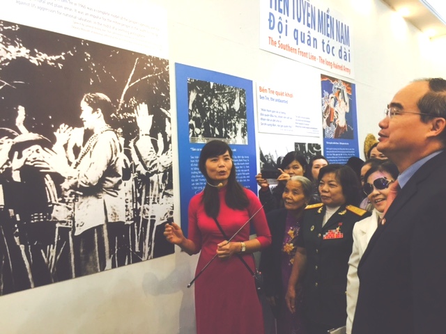 Une exposition honore des femmes dans la résistance anti-américaine à Hanoi